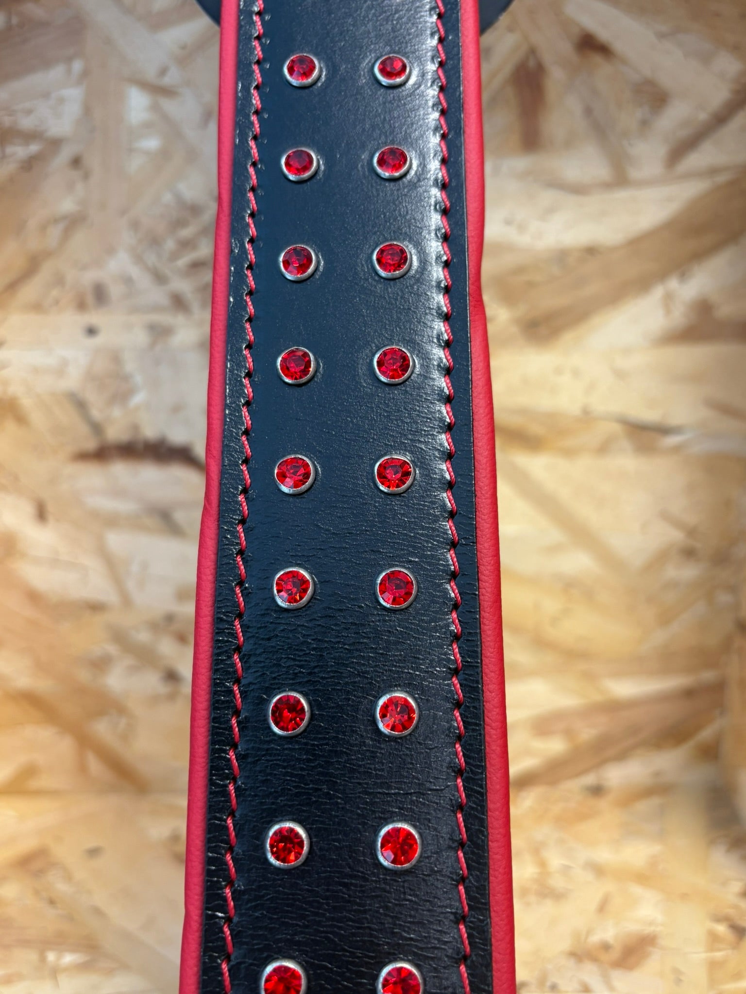 Diamond Red Gr.S